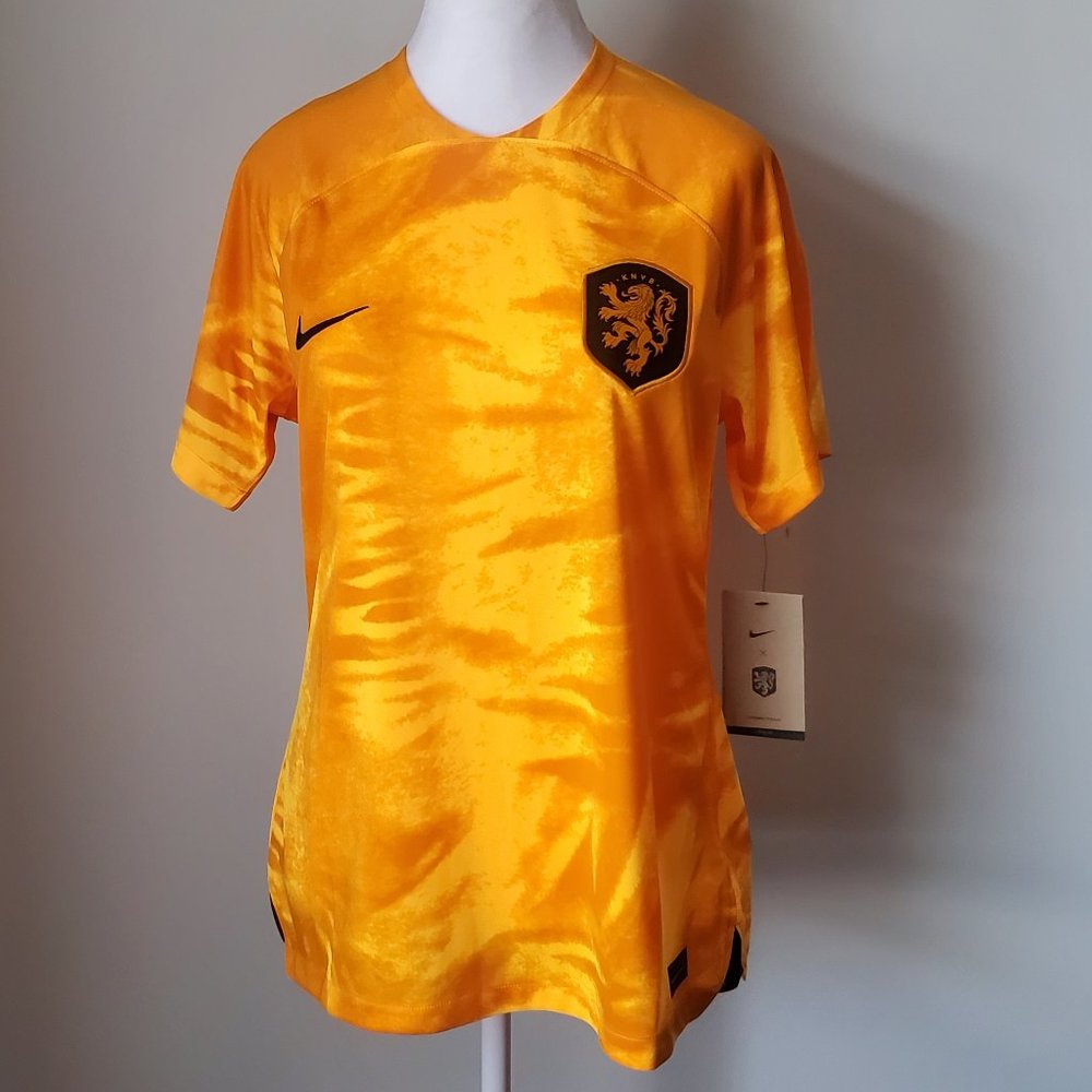 NWT Women's Soccer Jersey NIKE Dri-Fit Euro Netherlands Futbal Team Blokecore